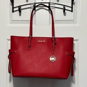 Michael Kors Gilly Large Saffiano Leather Tote Bag in Bright Red